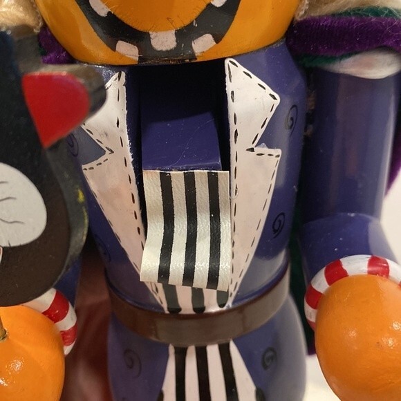 Very Rare Bombay Halloween Wooden Pumpkin ๐ Nutcracker 15โ Tall 5โ Wide - Picture 12 of 16